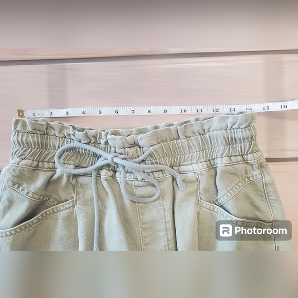 Free People Kalani Pull On Short Size Medium - Picture 4 of 5